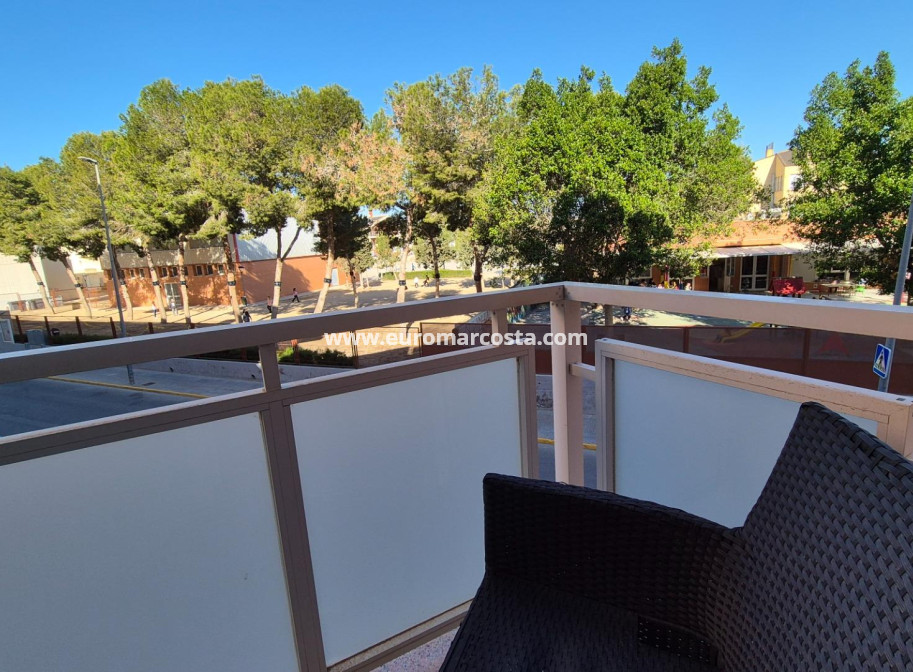 Venta - Apartamento / piso - Los Montesinos - Pueblo 8