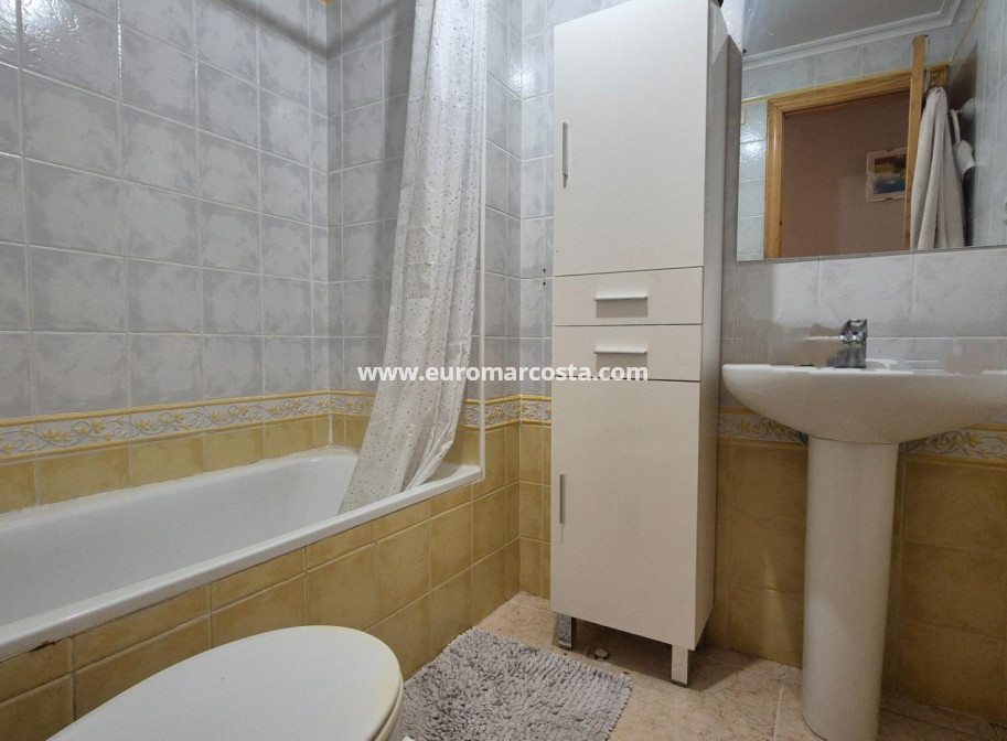 Venta - Apartamento / piso - Los Montesinos - Pueblo 8