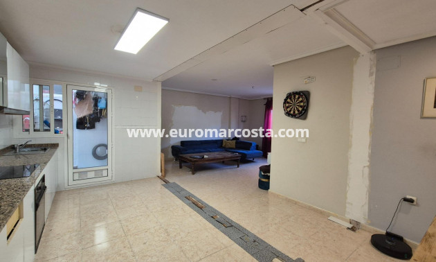 Venta - Apartamento / piso - Los Montesinos - Pueblo 8