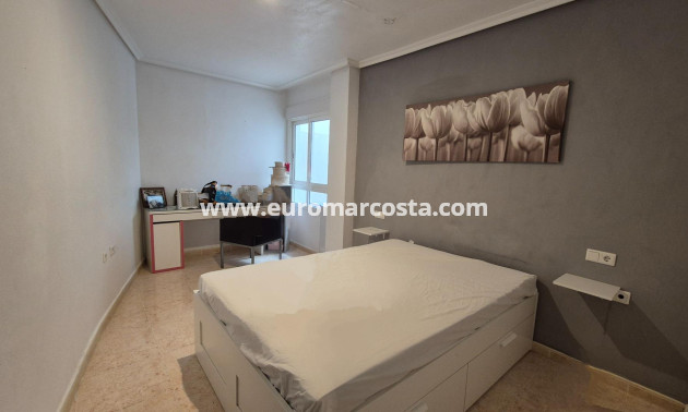 Venta - Apartamento / piso - Los Montesinos - Pueblo 8