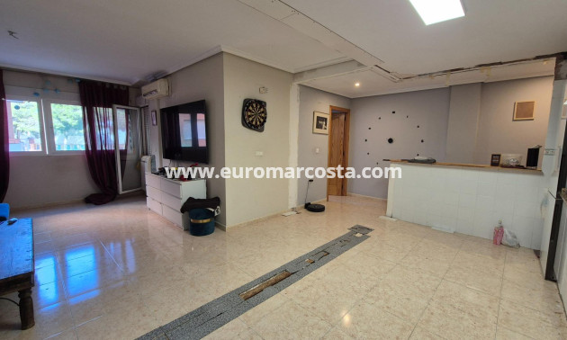 Venta - Apartamento / piso - Los Montesinos - Pueblo 8