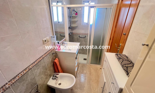 Venta - Apartamento / piso - Torrevieja - La Mata