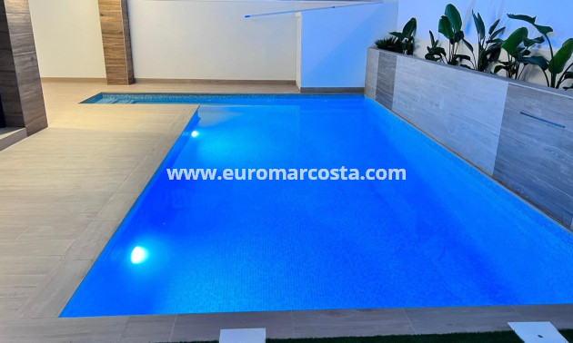 Objekte zum Wiederverkauf - Haus - Orihuela Costa