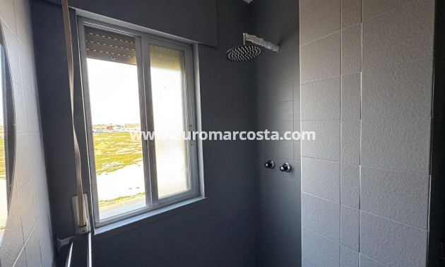 Objekte zum Wiederverkauf - Wohnung - Santiago de la ribera - San blas