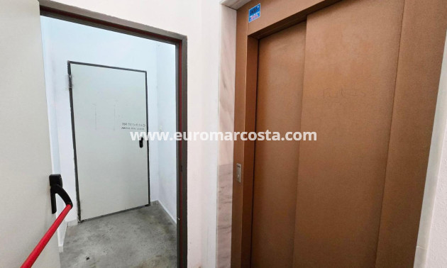 Objekte zum Wiederverkauf - Wohnung - Torrevieja - TORREVIEJA