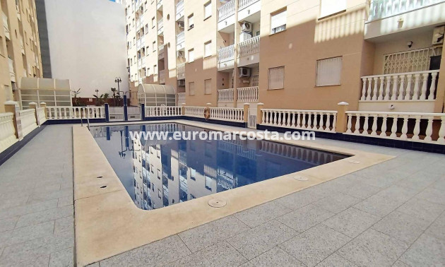 Objekte zum Wiederverkauf - Wohnung - Torrevieja - TORREVIEJA