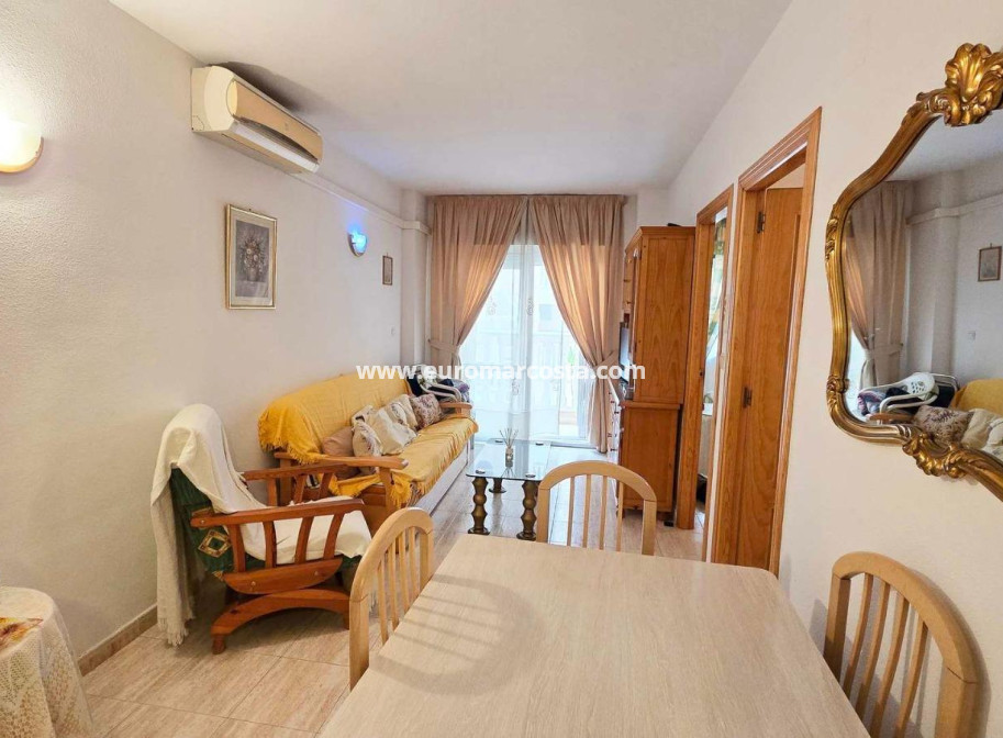 Objekte zum Wiederverkauf - Wohnung - Torrevieja - TORREVIEJA