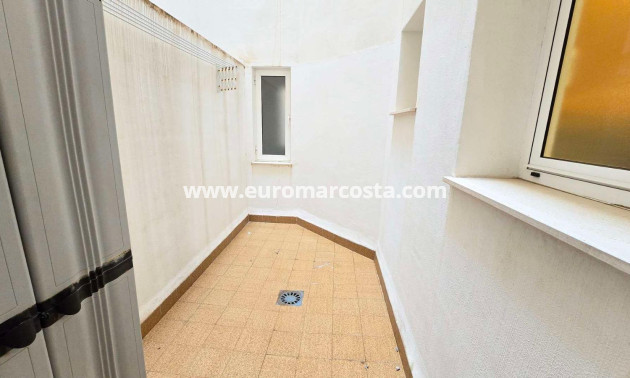Objekte zum Wiederverkauf - Wohnung - Torrevieja - TORREVIEJA