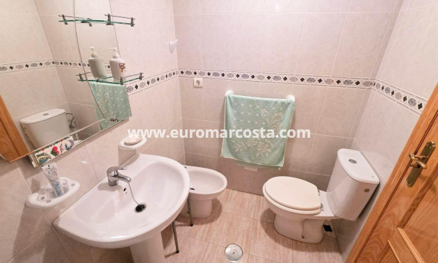 Objekte zum Wiederverkauf - Wohnung - Torrevieja - TORREVIEJA