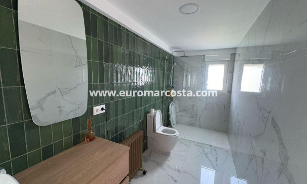 Venta - Villa - Torrevieja - Los Balcones - Los Altos del Edén