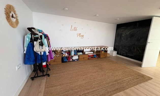 Venta - Villa - Torrevieja - Los Balcones - Los Altos del Edén