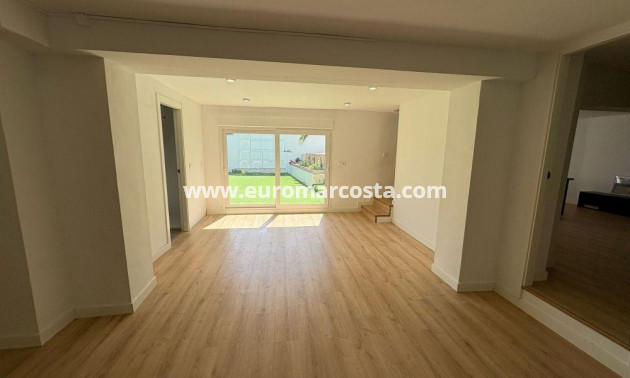 Venta - Villa - Torrevieja - Los Balcones - Los Altos del Edén
