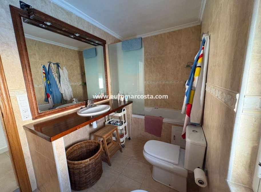 Venta - Villa - Torrevieja - Los Balcones - Los Altos del Edén
