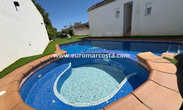 Venta - Villa - Torrevieja - Los Balcones - Los Altos del Edén