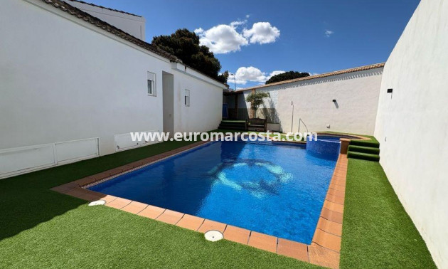 Venta - Villa - Torrevieja - Los Balcones - Los Altos del Edén