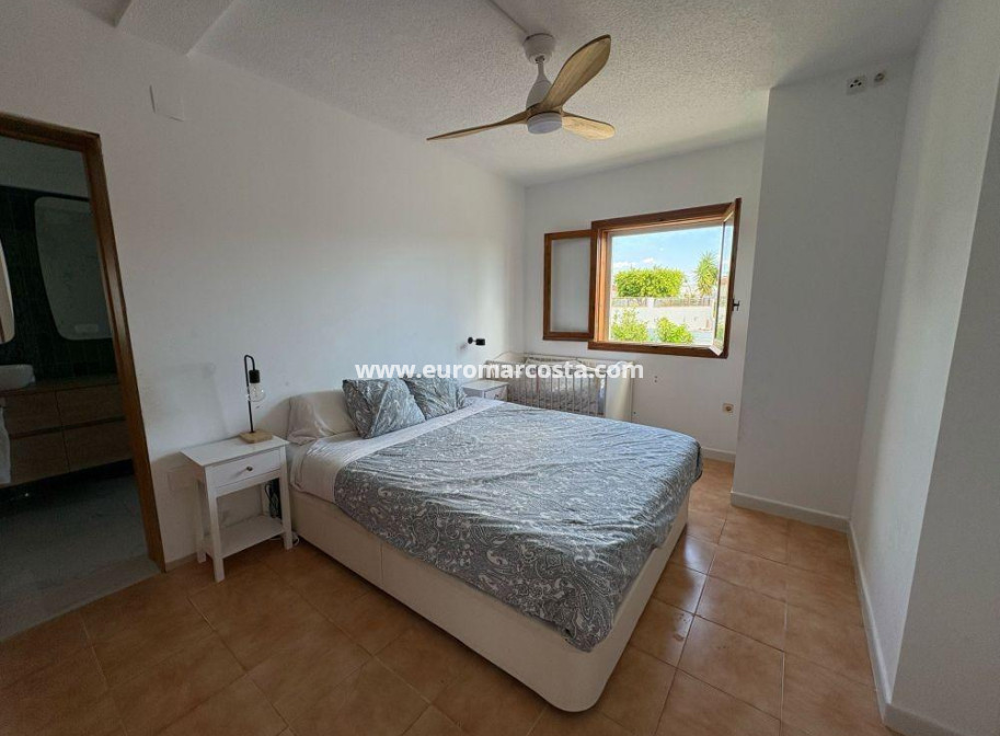 Venta - Villa - Torrevieja - Los Balcones - Los Altos del Edén