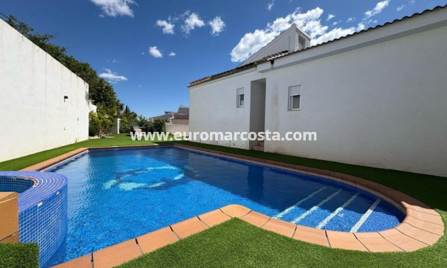 Venta - Villa - Torrevieja - Los Balcones - Los Altos del Edén