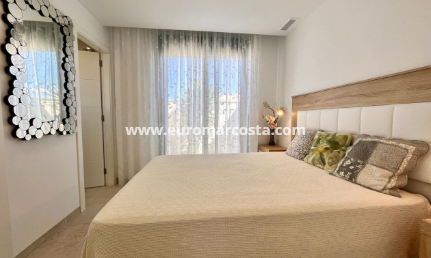 Venta - Adosado - Orihuela Costa - TORREVIEJA