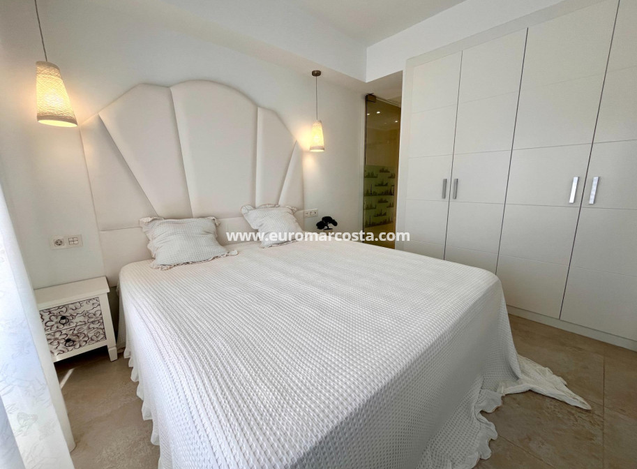 Venta - Adosado - Orihuela Costa - TORREVIEJA