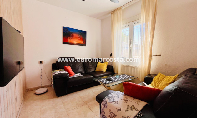 Venta - Villa - Orihuela Costa - TORREVIEJA