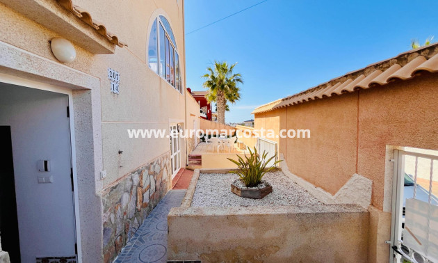 Venta - Villa - Orihuela Costa - TORREVIEJA