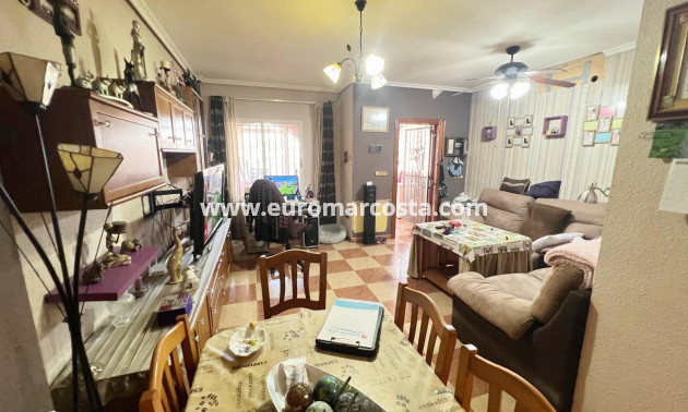 Venta - Adosado - Torrevieja - TORREVIEJA