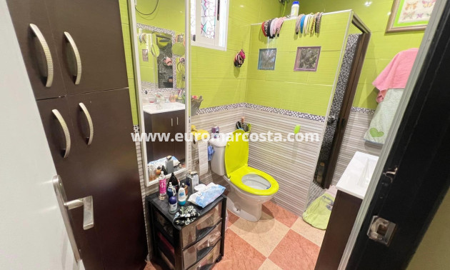 Venta - Adosado - Torrevieja - TORREVIEJA