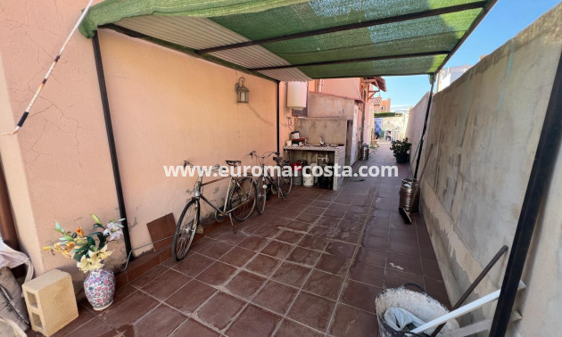 Venta - Adosado - Torrevieja - TORREVIEJA