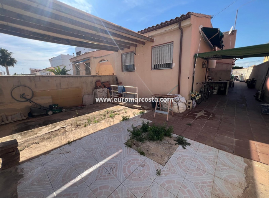 Venta - Adosado - Torrevieja - TORREVIEJA