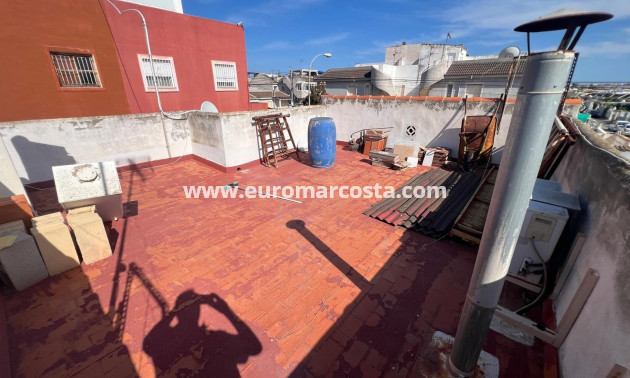 Venta - Adosado - Torrevieja - TORREVIEJA
