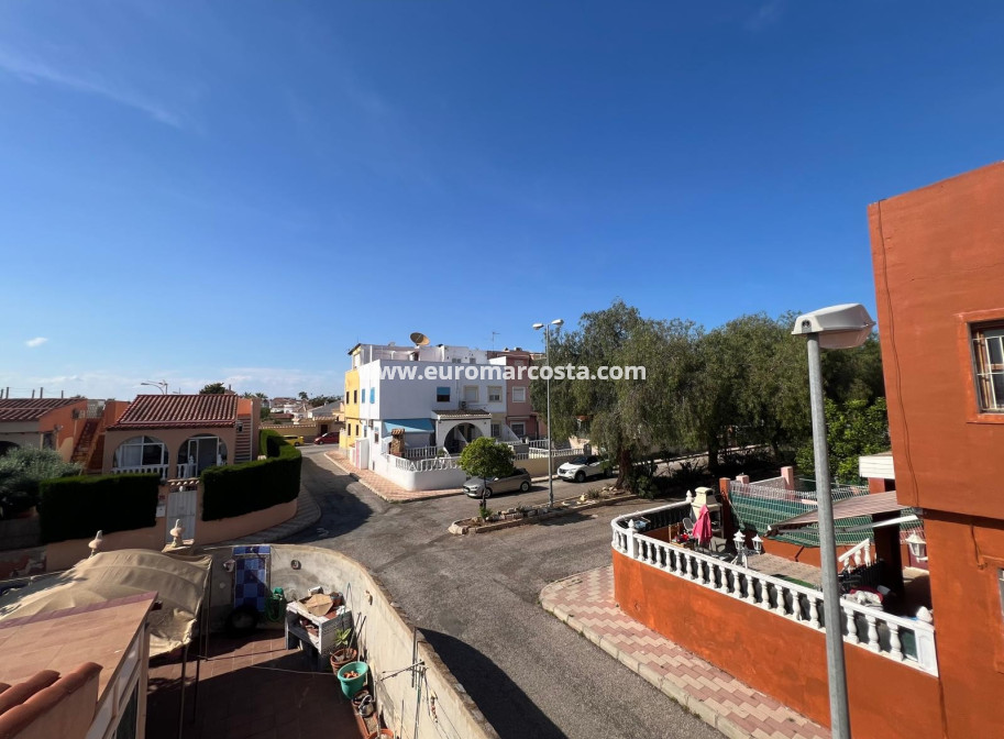 Venta - Adosado - Torrevieja - TORREVIEJA