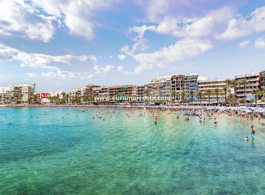 Venta - Adosado - Torrevieja - TORREVIEJA