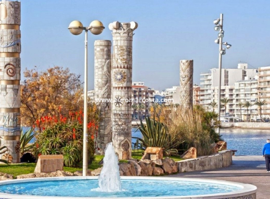 Venta - Adosado - Torrevieja - TORREVIEJA