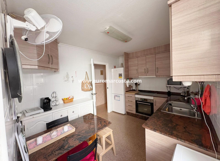 Venta - Apartamento / piso - Los Montesinos