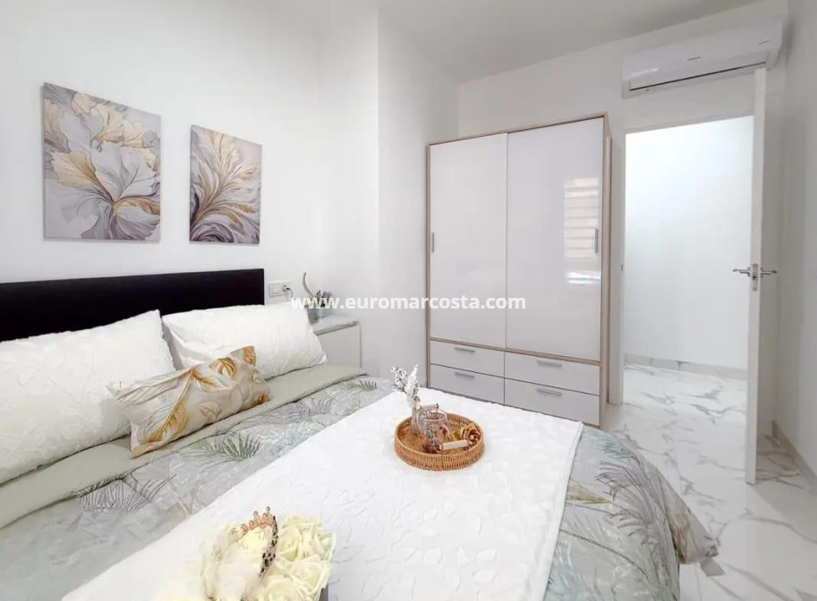 Venta - Apartamento / piso - Torrevieja - TORREVIEJA