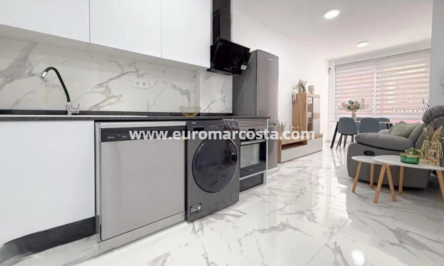 Venta - Apartamento / piso - Torrevieja - TORREVIEJA