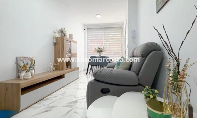 Venta - Apartamento / piso - Torrevieja - TORREVIEJA
