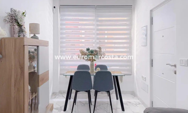 Venta - Apartamento / piso - Torrevieja - TORREVIEJA