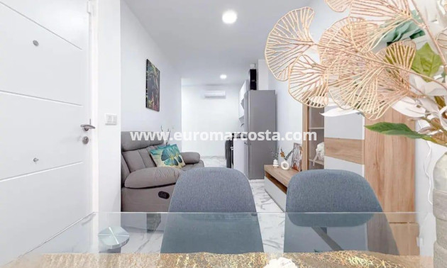 Venta - Apartamento / piso - Torrevieja - TORREVIEJA