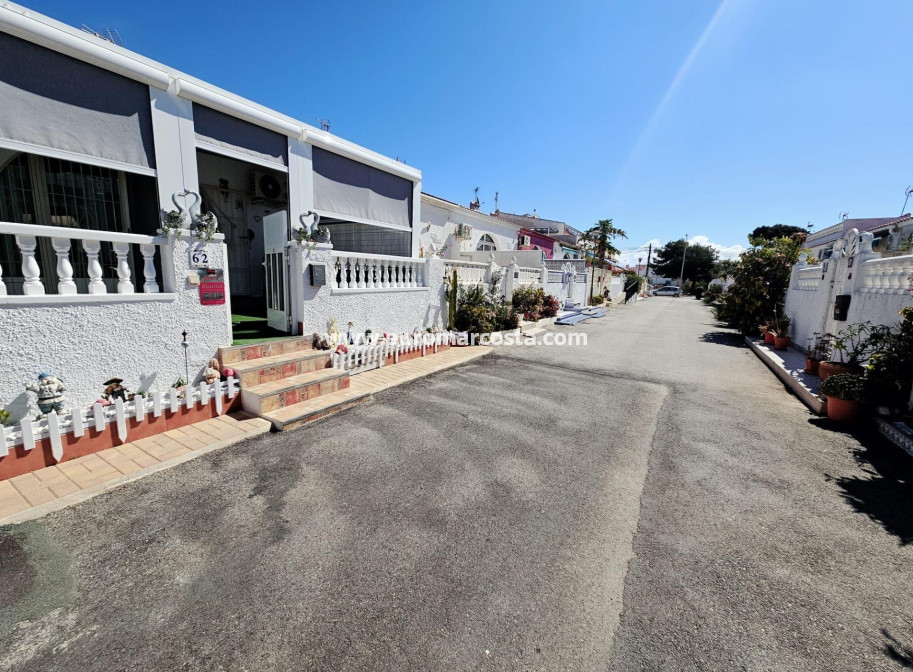 Objekte zum Wiederverkauf - Bungalow - Torrevieja - La Siesta - El Salado - Torreta