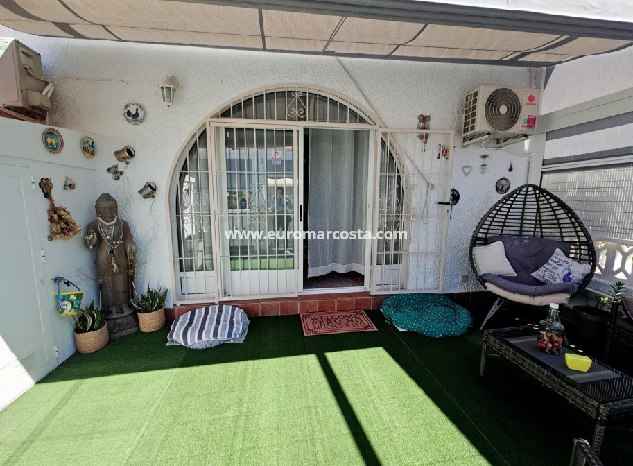 Objekte zum Wiederverkauf - Bungalow - Torrevieja - La Siesta - El Salado - Torreta