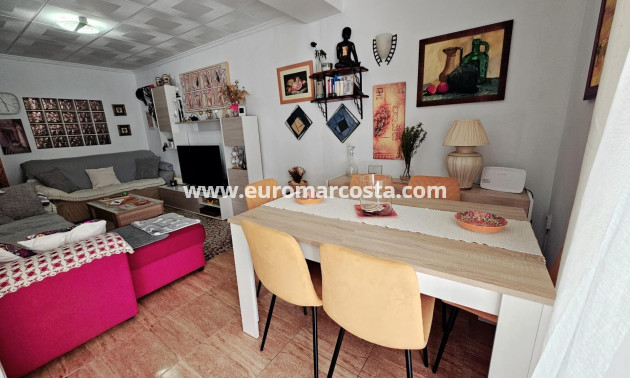 Objekte zum Wiederverkauf - Bungalow - Torrevieja - La Siesta - El Salado - Torreta