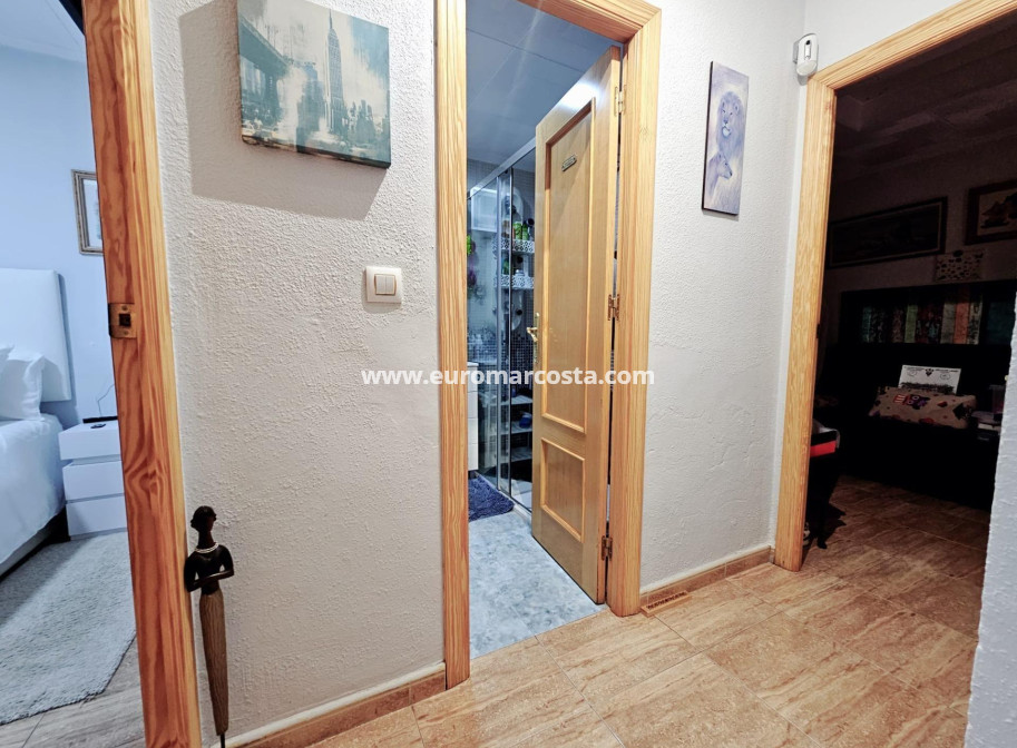 Objekte zum Wiederverkauf - Bungalow - Torrevieja - La Siesta - El Salado - Torreta