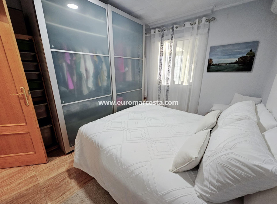 Objekte zum Wiederverkauf - Bungalow - Torrevieja - La Siesta - El Salado - Torreta