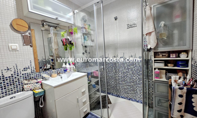 Objekte zum Wiederverkauf - Bungalow - Torrevieja - La Siesta - El Salado - Torreta