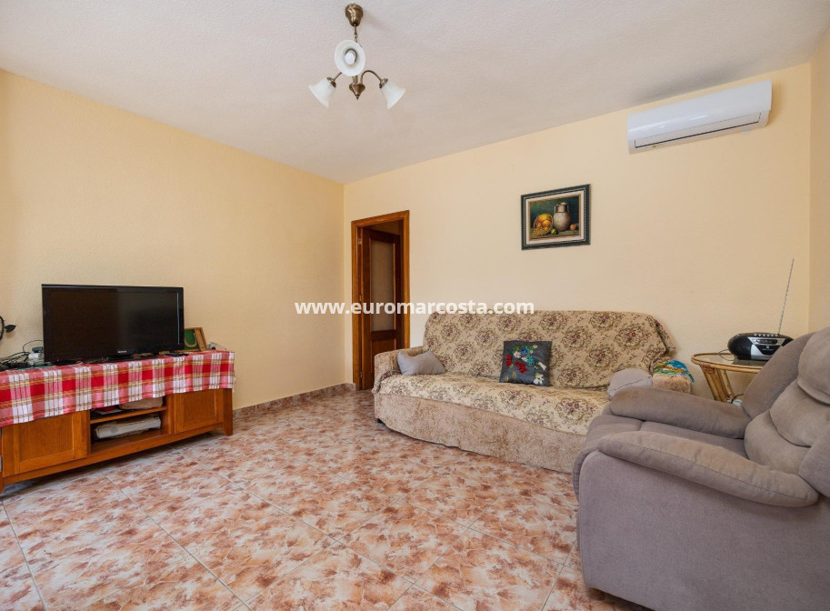 Objekte zum Wiederverkauf - Penthouse - Torrevieja - TORREVIEJA