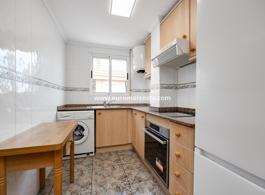 Sale - Apartment / flat - Torrevieja - TORREVIEJA