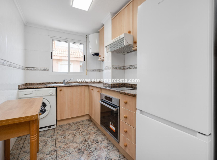 Sale - Apartment / flat - Torrevieja - TORREVIEJA