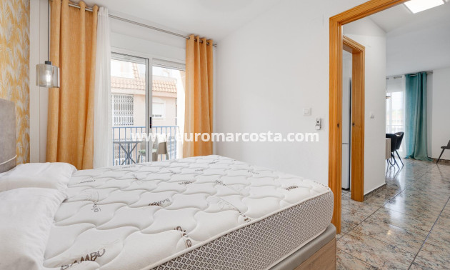 Sale - Apartment / flat - Torrevieja - TORREVIEJA