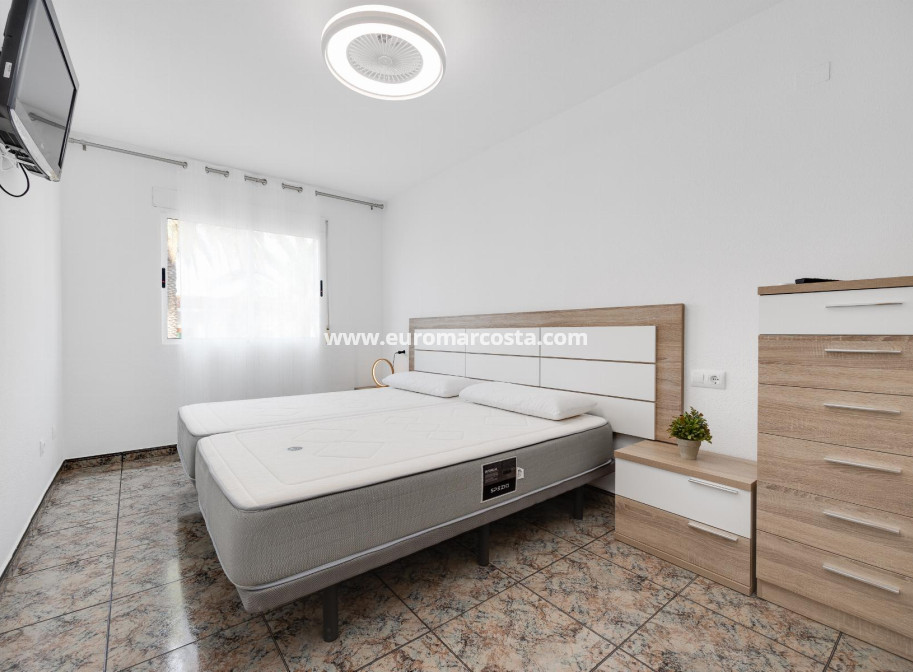 Sale - Apartment / flat - Torrevieja - TORREVIEJA